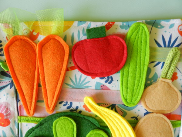 felt-vegetables-on-soft-book