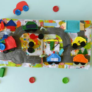 busy-book-with-felt-cars