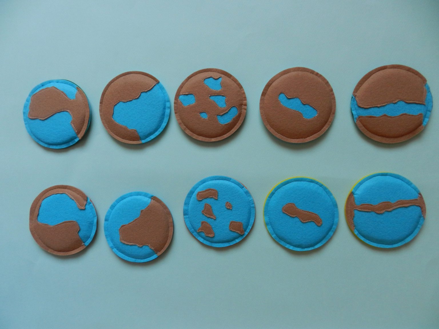 Montessori geography materials, landforms